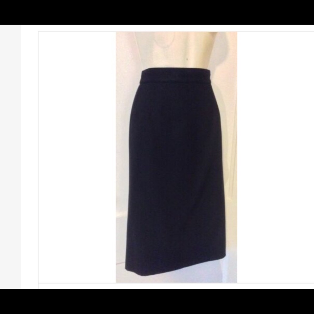 Black Wool Vintage Skirt by SALVATORE FERRAGAMO